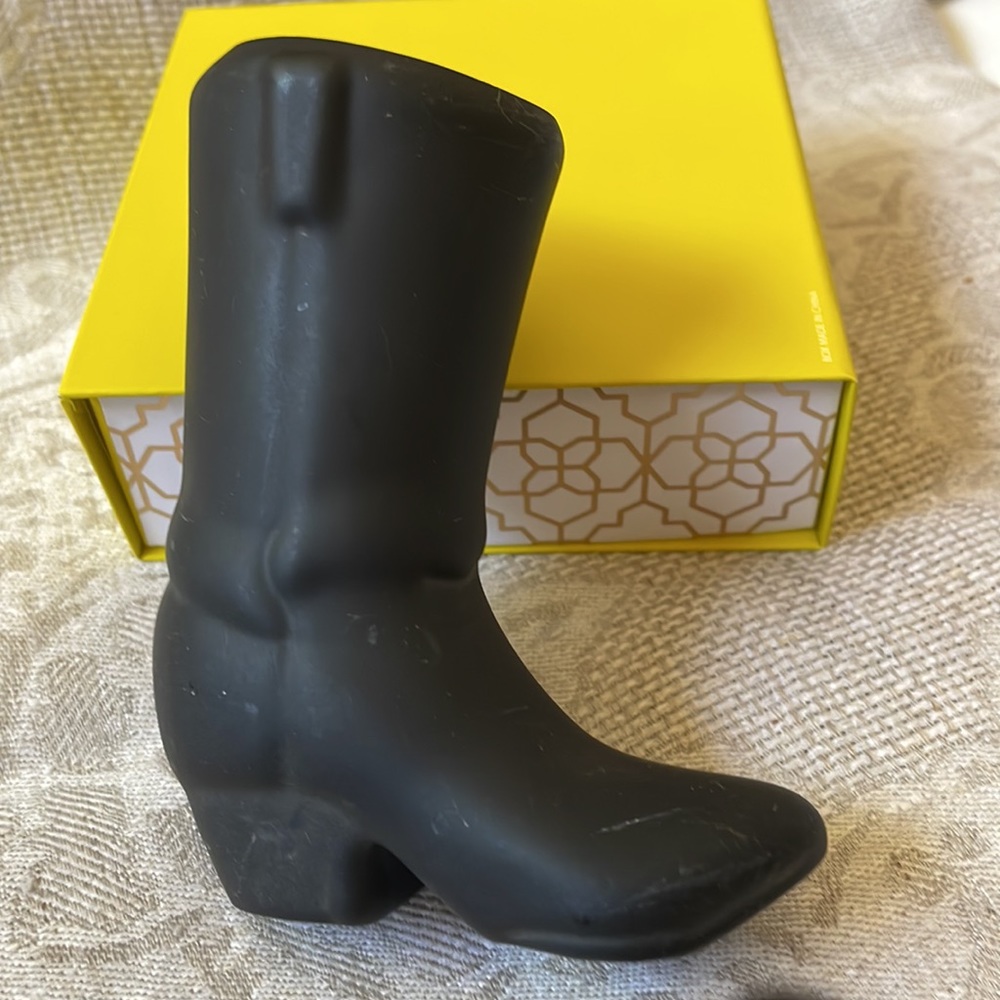 VTG Solid black glass 4” Western Cowboy boot figurine